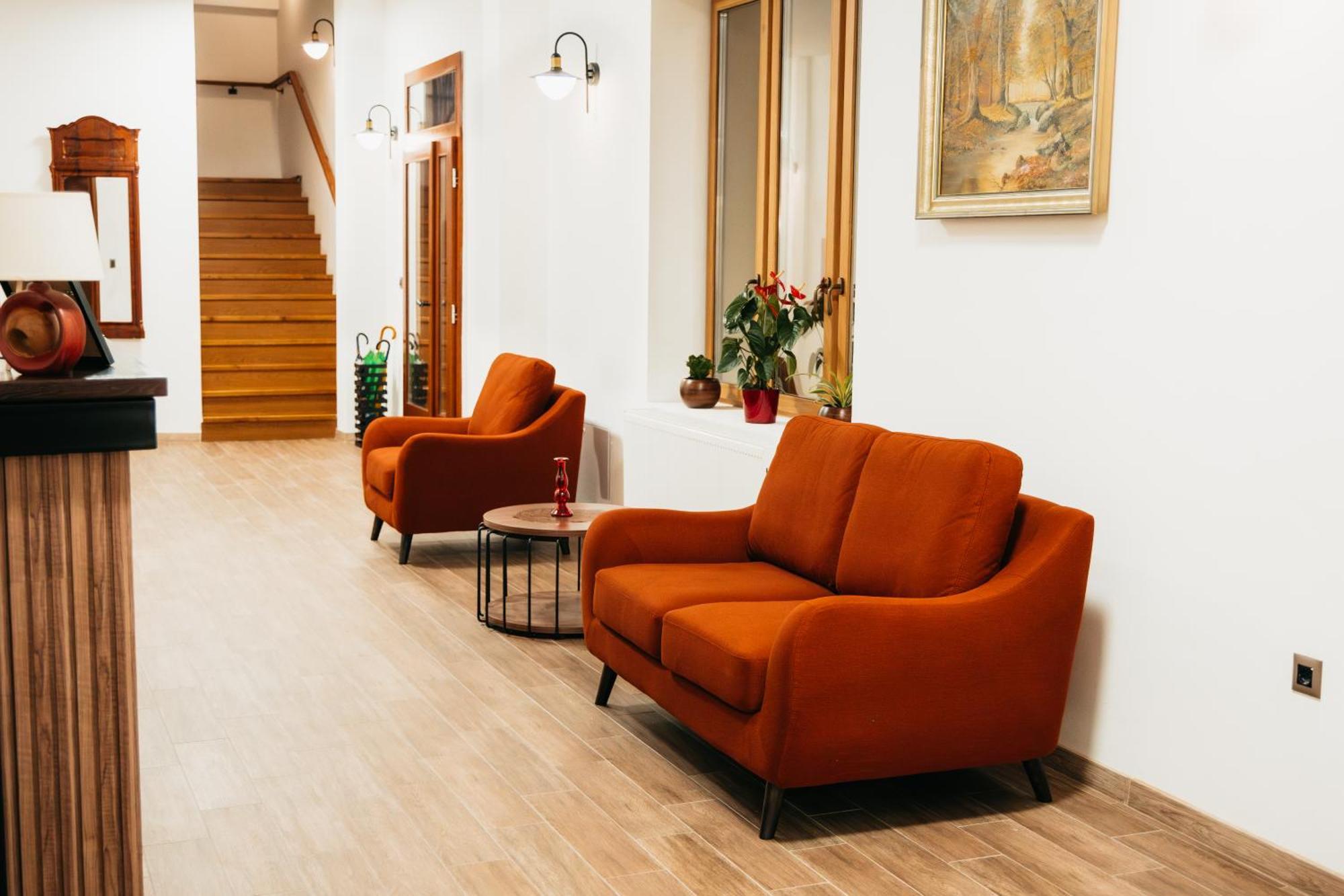 Pansion Mihica Dvori Hotel Babina Greda Buitenkant foto