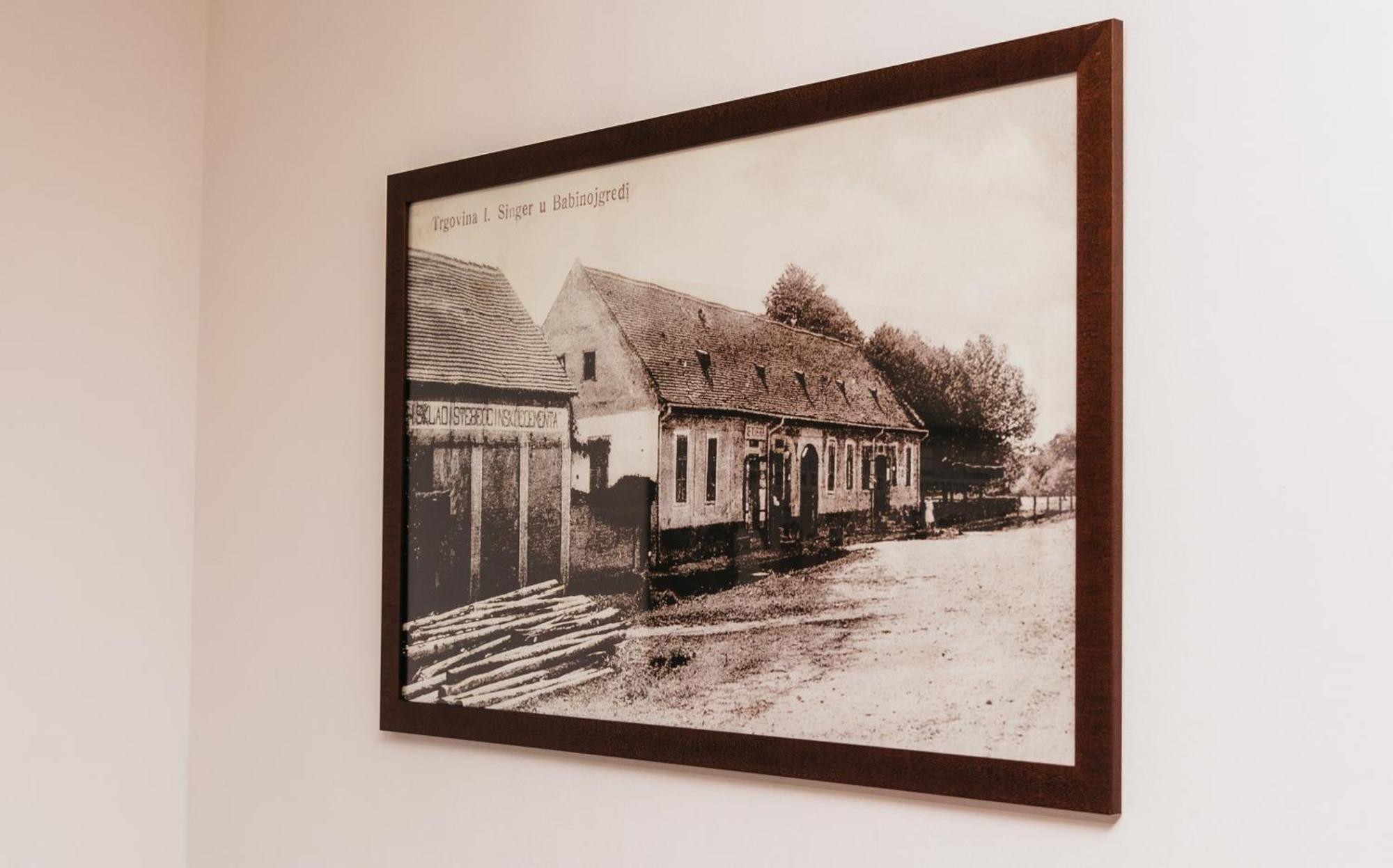 Pansion Mihica Dvori Hotel Babina Greda Buitenkant foto